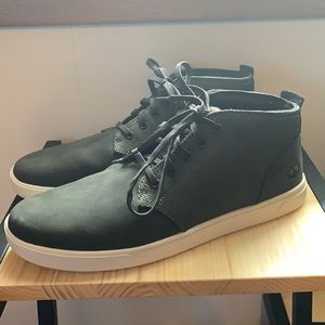 TIMBERLAND groveton chukka SIZE 9